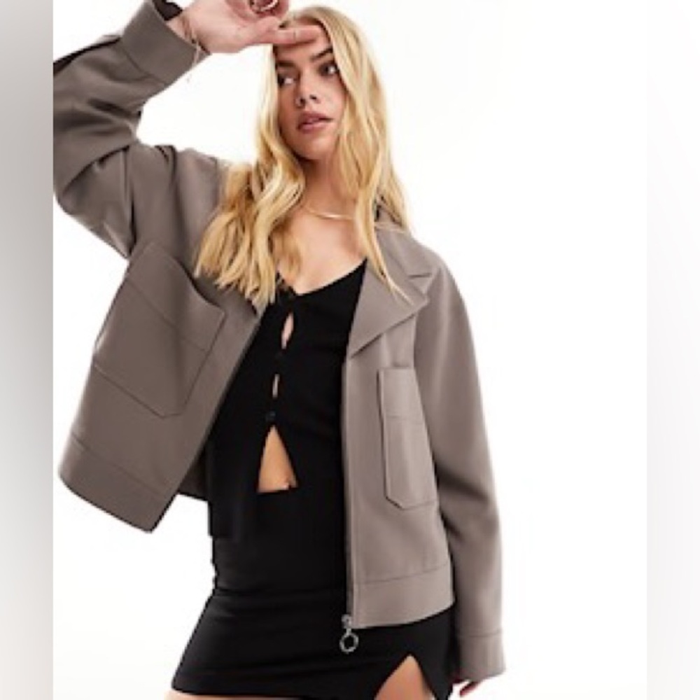 ASOS Design Short Tailored Jacket in mushroom Brown